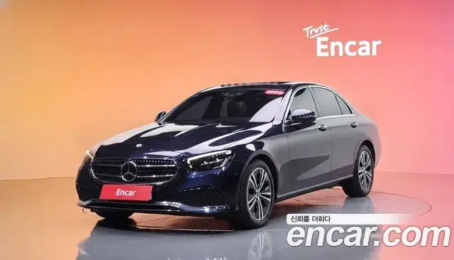 Mercedes-Benz E-Class, 2022