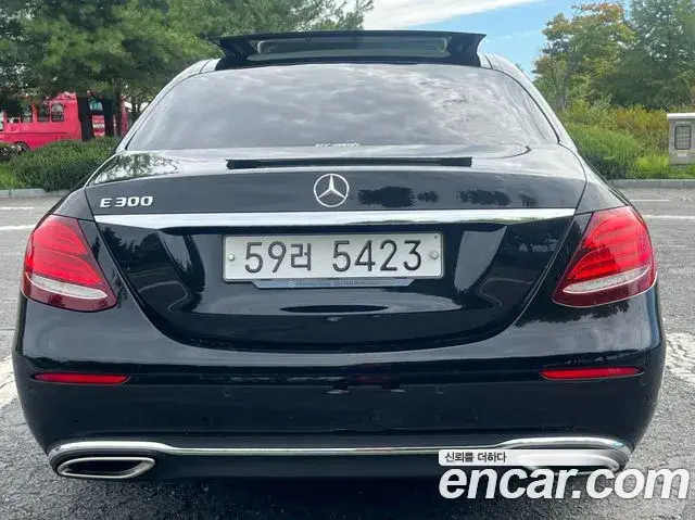 Mercedes-Benz E-Class, 2018