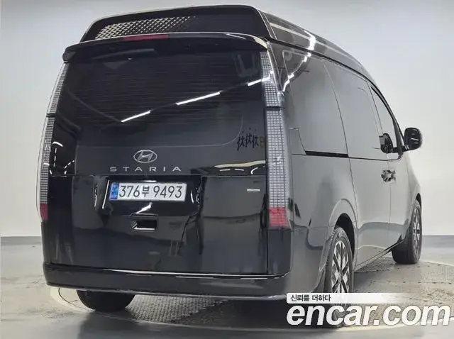 Hyundai Staria, 2023