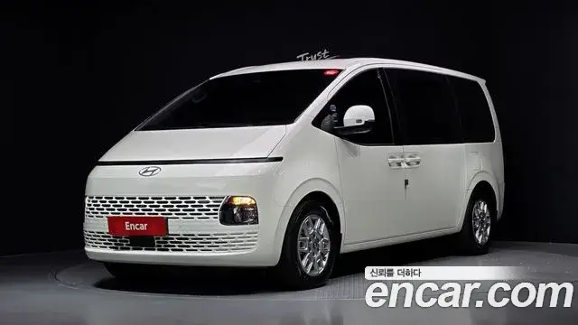 Hyundai Staria, 2025