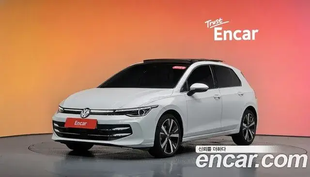 Volkswagen Golf, 2025