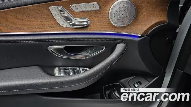 Mercedes-Benz E-Class, 2019