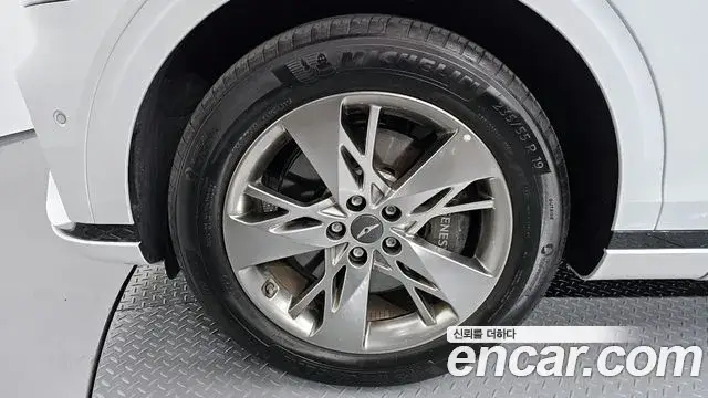 Genesis GV70, 2023