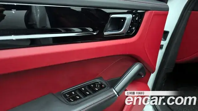 Porsche Cayenne, 2021
