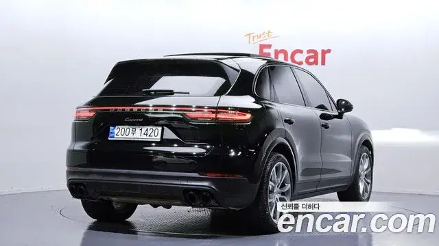 Porsche Cayenne, 2023