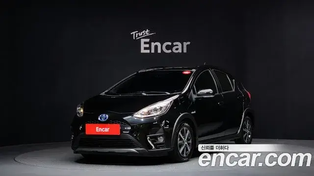 Toyota Prius C, 2020