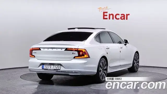 Volvo S90, 2024