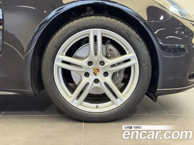 Porsche Panamera, 2020
