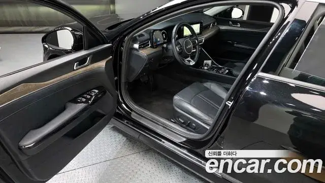 Kia K5, 2022