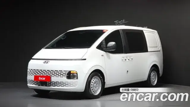 Hyundai Staria, 2024