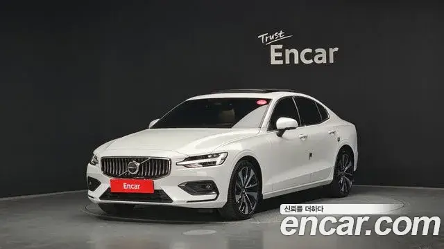 Volvo S60, 2024