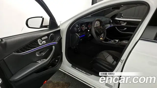 Mercedes-Benz E-Class, 2018