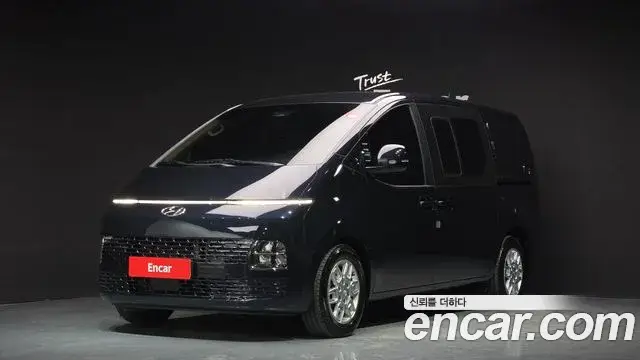 Hyundai Staria, 2022
