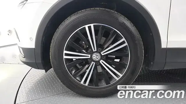 Volkswagen Tiguan, 2019