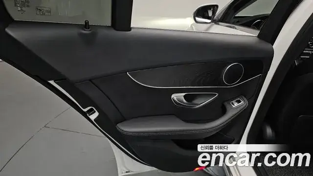 Mercedes-Benz C-Class, 2019