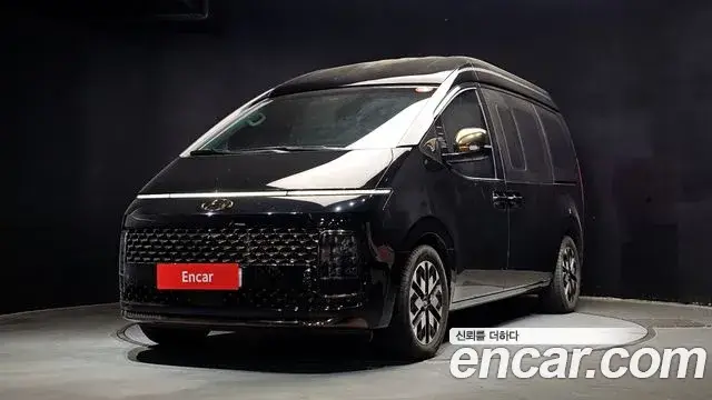 Hyundai Staria, 2022