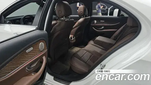 Mercedes-Benz E-Class, 2021