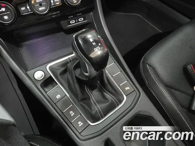 Volkswagen Jetta, 2022