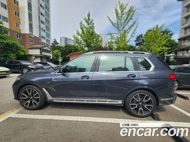 BMW X7, 2021