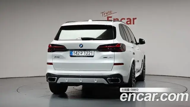 BMW X5, 2025