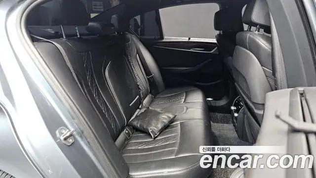 BMW 5 Series, 2018