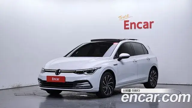 Volkswagen Golf, 2023