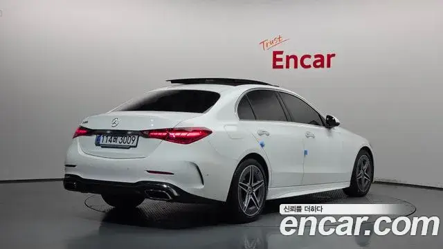 Mercedes-Benz C-Class, 2025