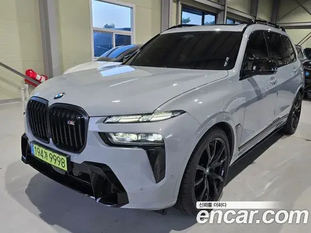 BMW X7, 2025