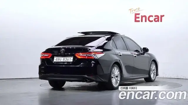 Toyota Camry, 2018