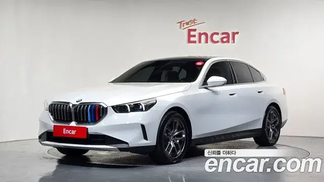 BMW 5 Series, 2024