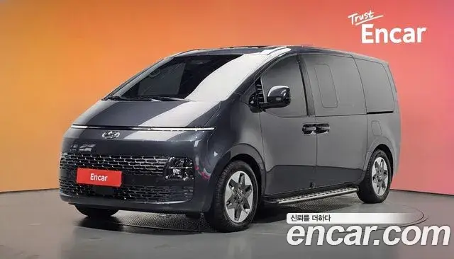 Hyundai Staria, 2024