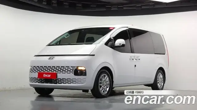 Hyundai Staria, 2022