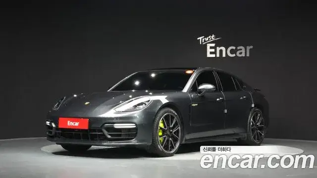 Porsche Panamera, 2018