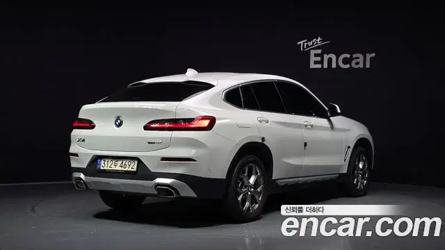 BMW X4, 2022
