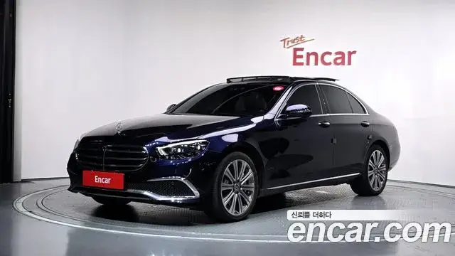 Mercedes-Benz E-Class, 2022