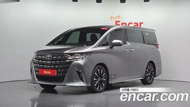 Toyota Alphard, 2024
