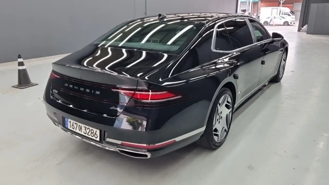 Genesis G90, 2022
