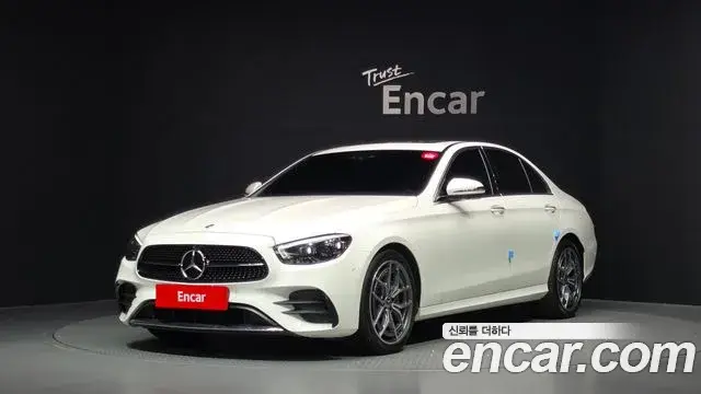 Mercedes-Benz E-Class, 2022