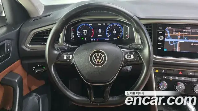 Volkswagen T-Roc, 2021
