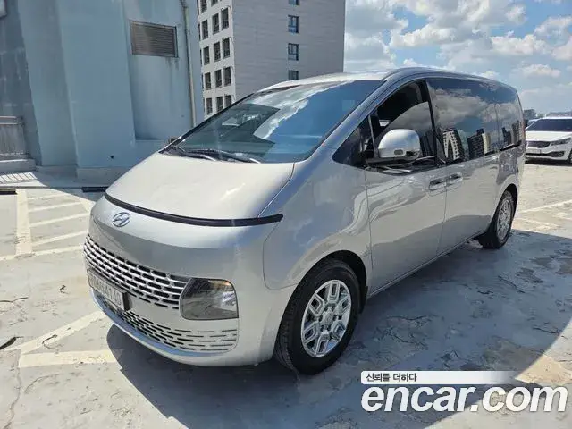 Hyundai Staria, 2022