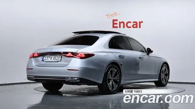 Mercedes-Benz E-Class, 2024