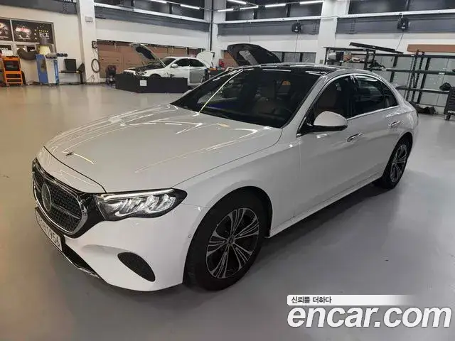 Mercedes-Benz E-Class, 2025