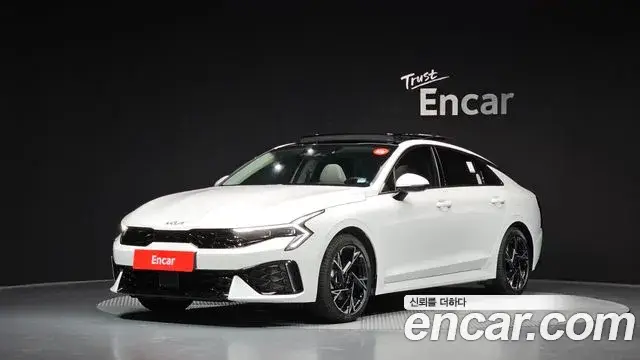 Kia K5, 2025