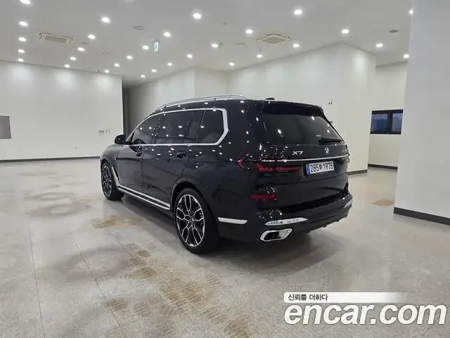 BMW X7, 2025