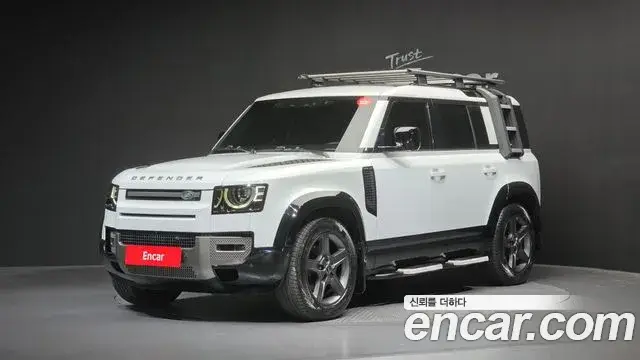 Land Rover Defender, 2021