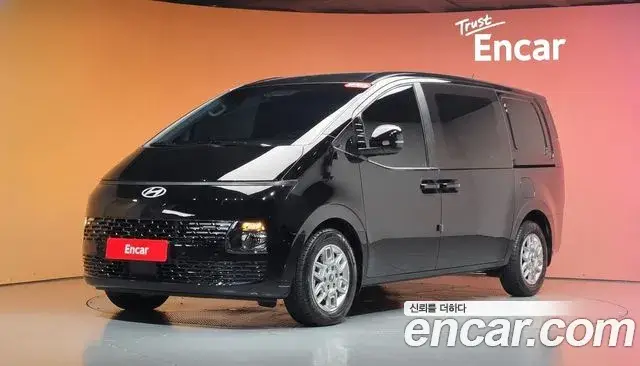 Hyundai Staria, 2024