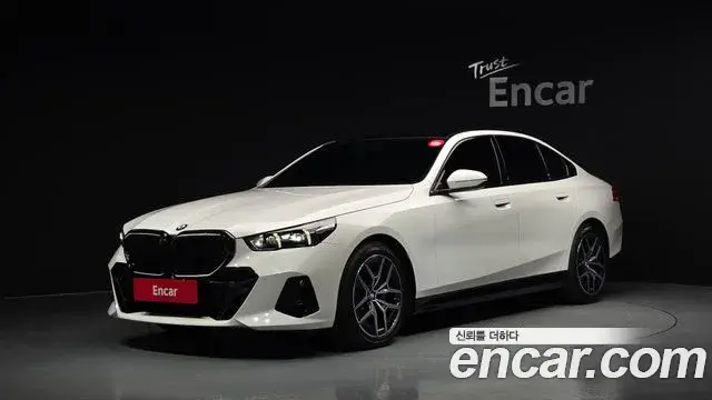 BMW 5 Series, 2026