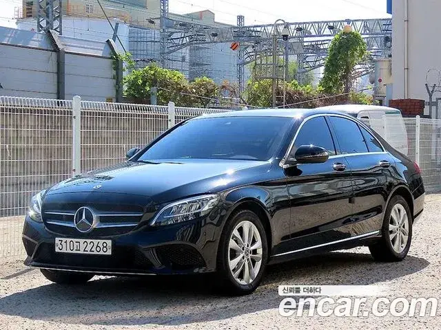 Mercedes-Benz C-Class, 2020