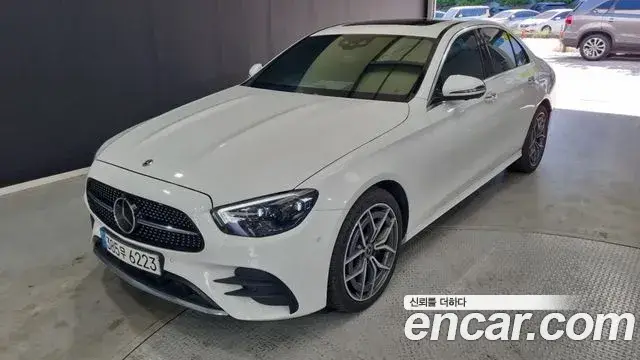 Mercedes-Benz E-Class, 2023