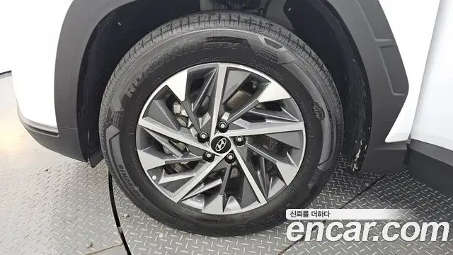 Hyundai Tucson Hybrid, 2023